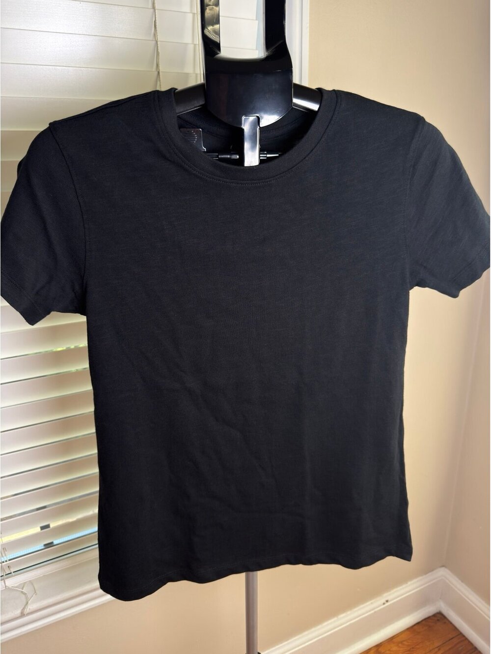 Women’s Organic Cotton Slub Crewneck Tee Black Small S NWOTCapsule Wardrobe Bas
